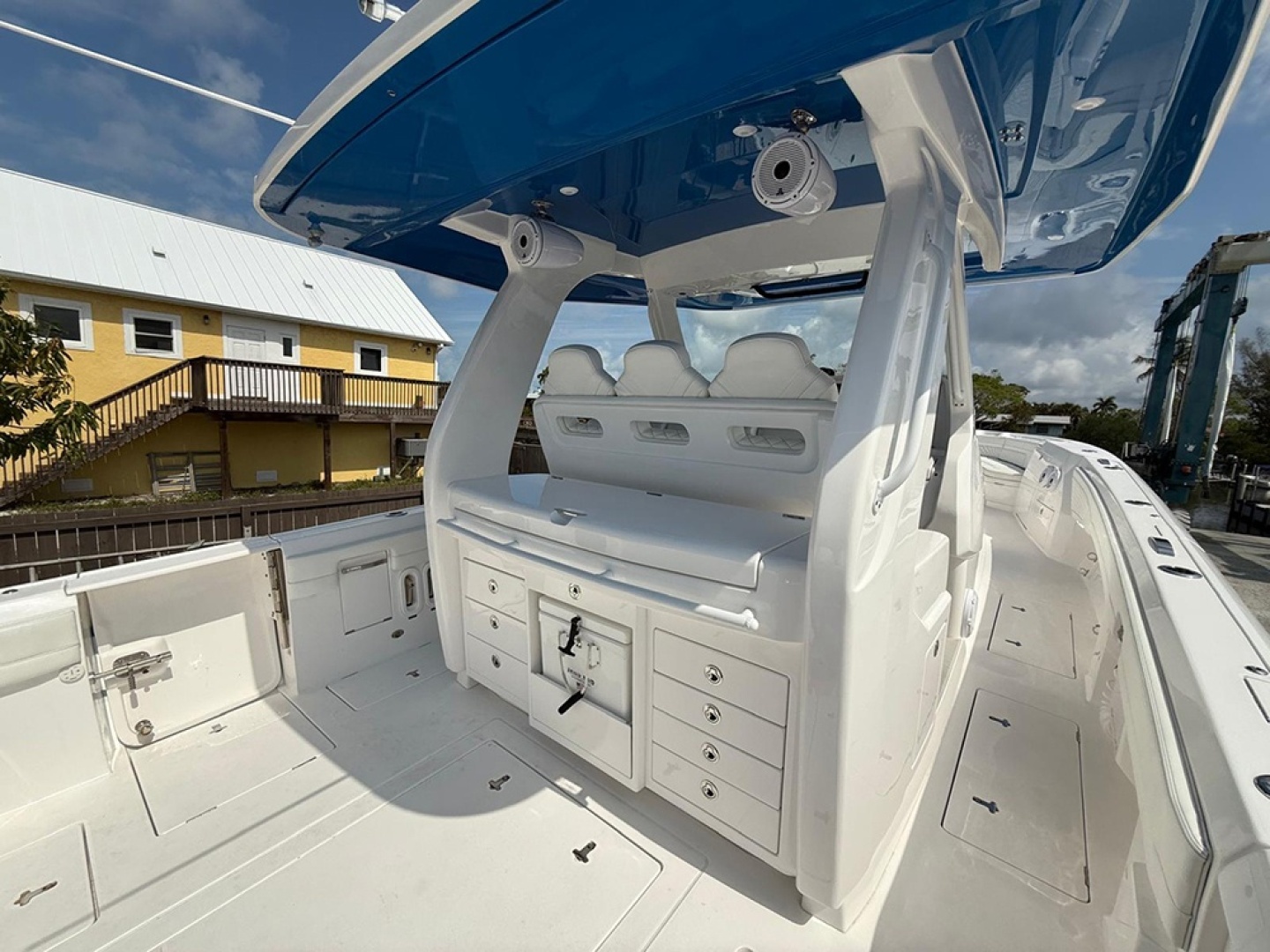 2022 Intrepid 427 Nomad FE for Sale in Marco Island, FL | HMY Yachts